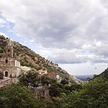 Отель Le Giare Itala Экстерьер фото